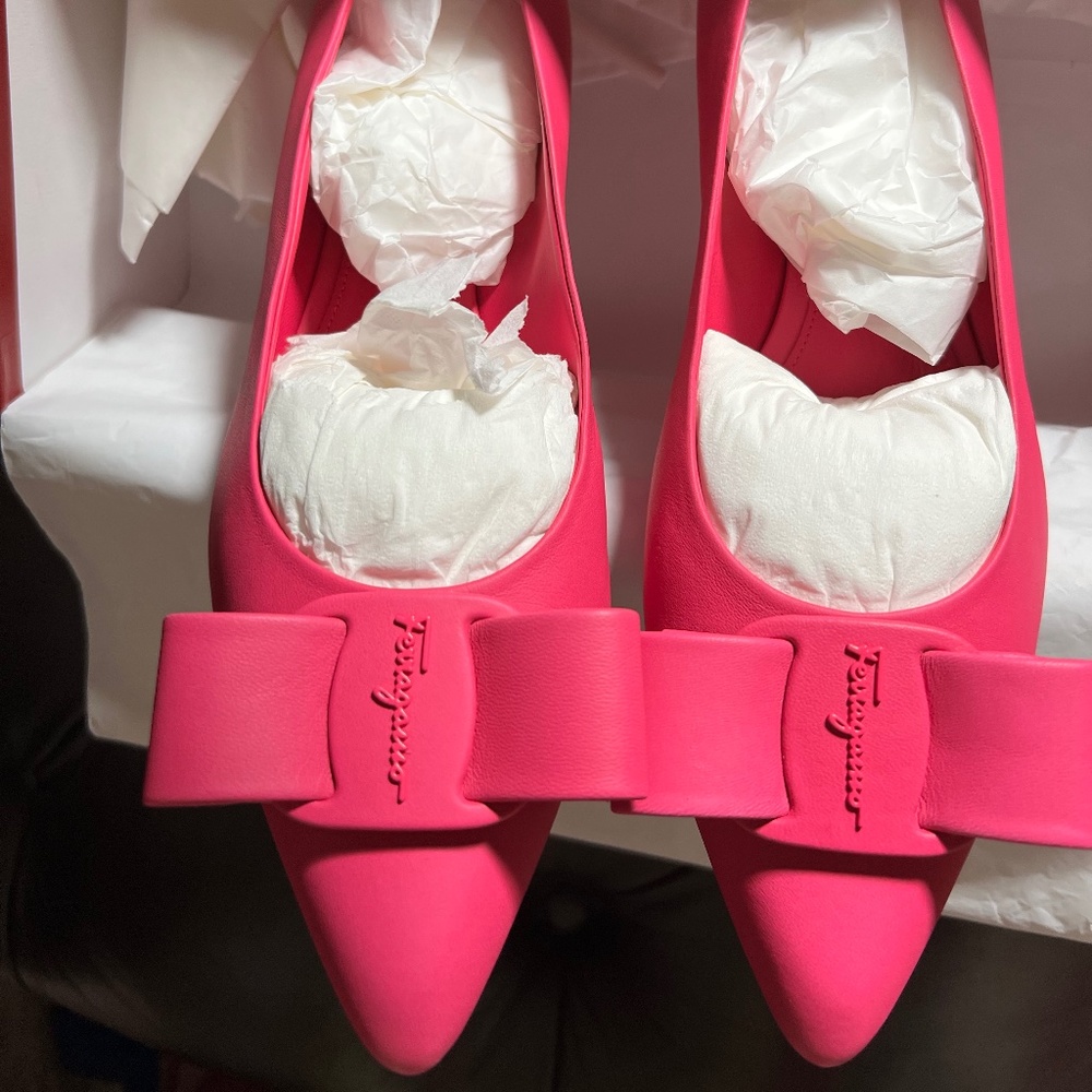 Salvatore Ferragamo 'Viva' Bow Ballet Flat Pink Women’s Size 8.5C